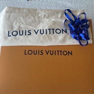 Large Louis Vuitton box, dustbag and ribbon